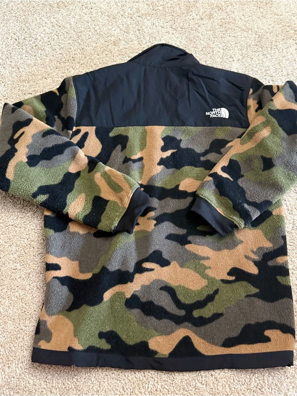 The North Face Men’s Camo Fleece Jacket - Black & Green